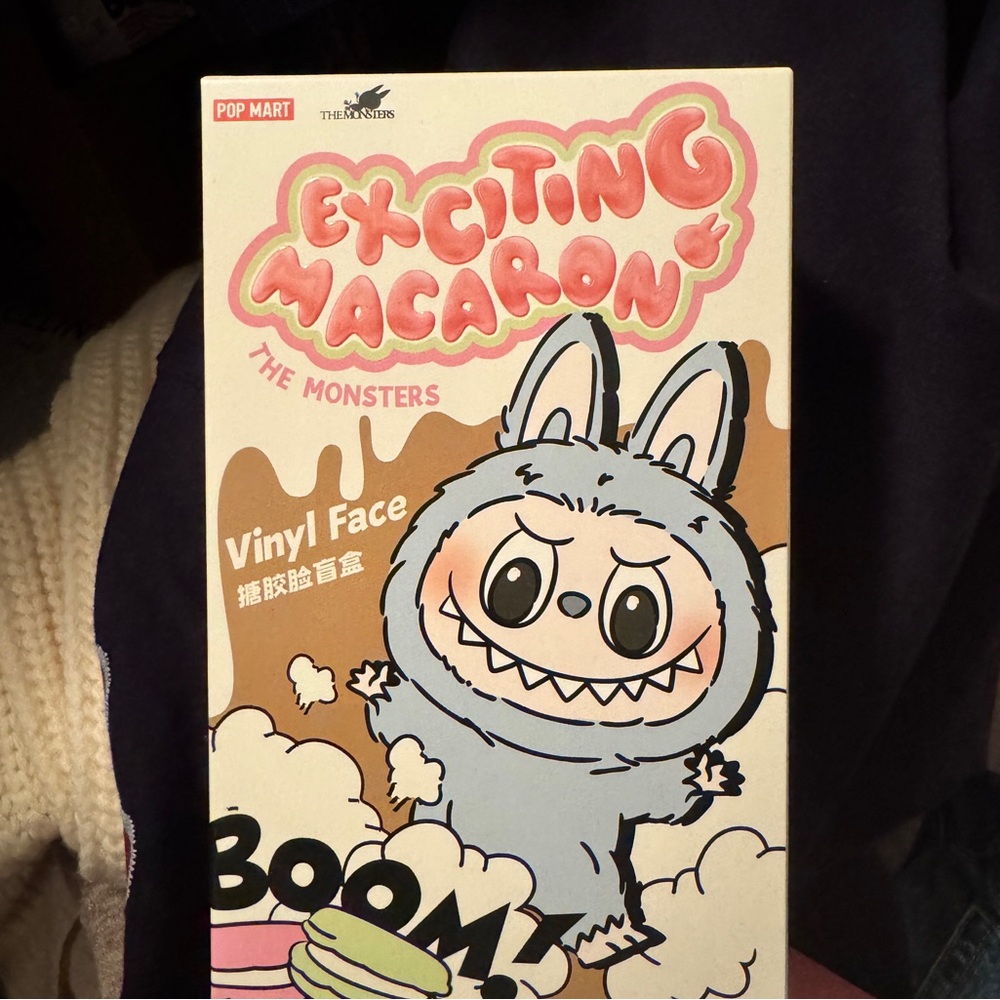 LAST CHANCE TOFFEE  Exciting Macaron
POP MART